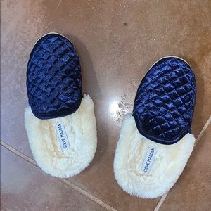 Steve Madden slippers